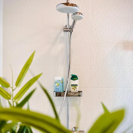 Lomahuoneisto Wanha * Vääksy